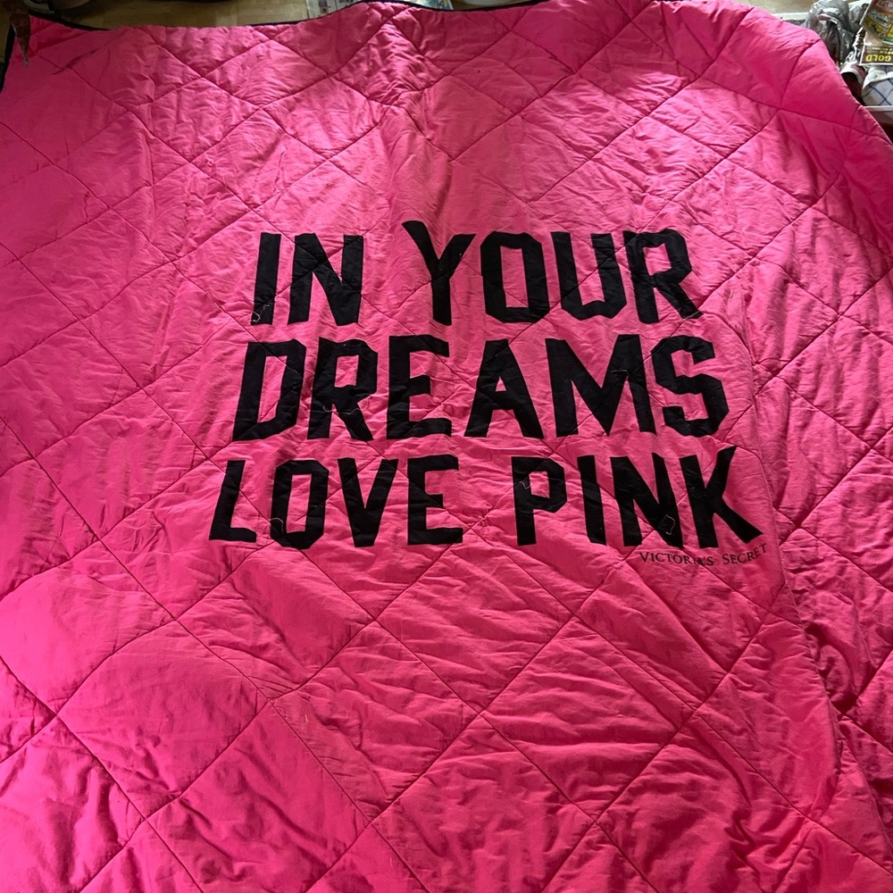 Victoria’s Secret Full / Queen Comforter bedding💝